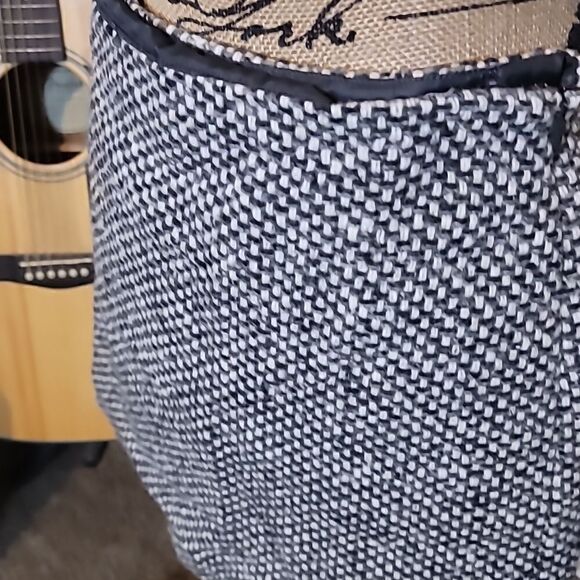 J. Crew Wool Skirt Size 0 - Picture 2 of 4